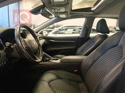 تۆیۆتا کامری